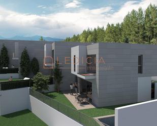 Exterior view of Single-family semi-detached for sale in Vigo   with Heating, Private garden and Terrace