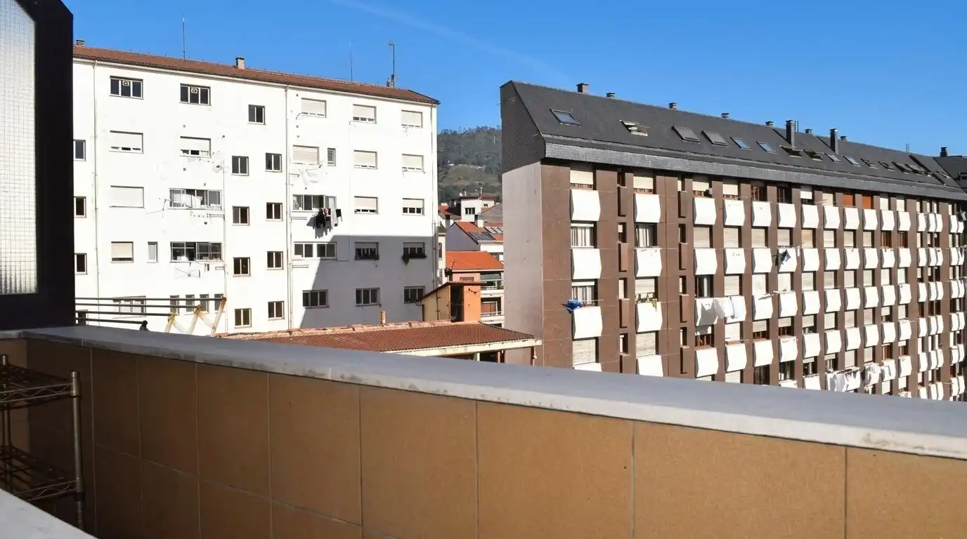 Exterior view of Flat for rent in Oviedo   with Heating and Terrace