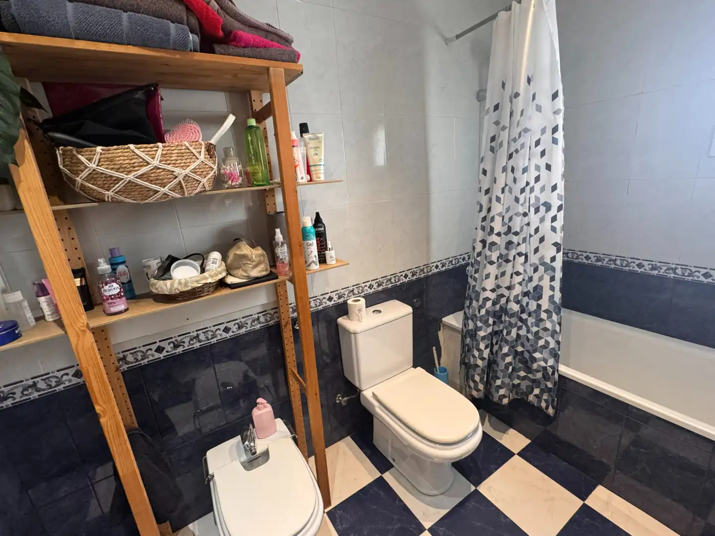 Baño de Casa o chalet en venta en El Vendrell con Aire acondicionado, Calefacción y Jardín privado