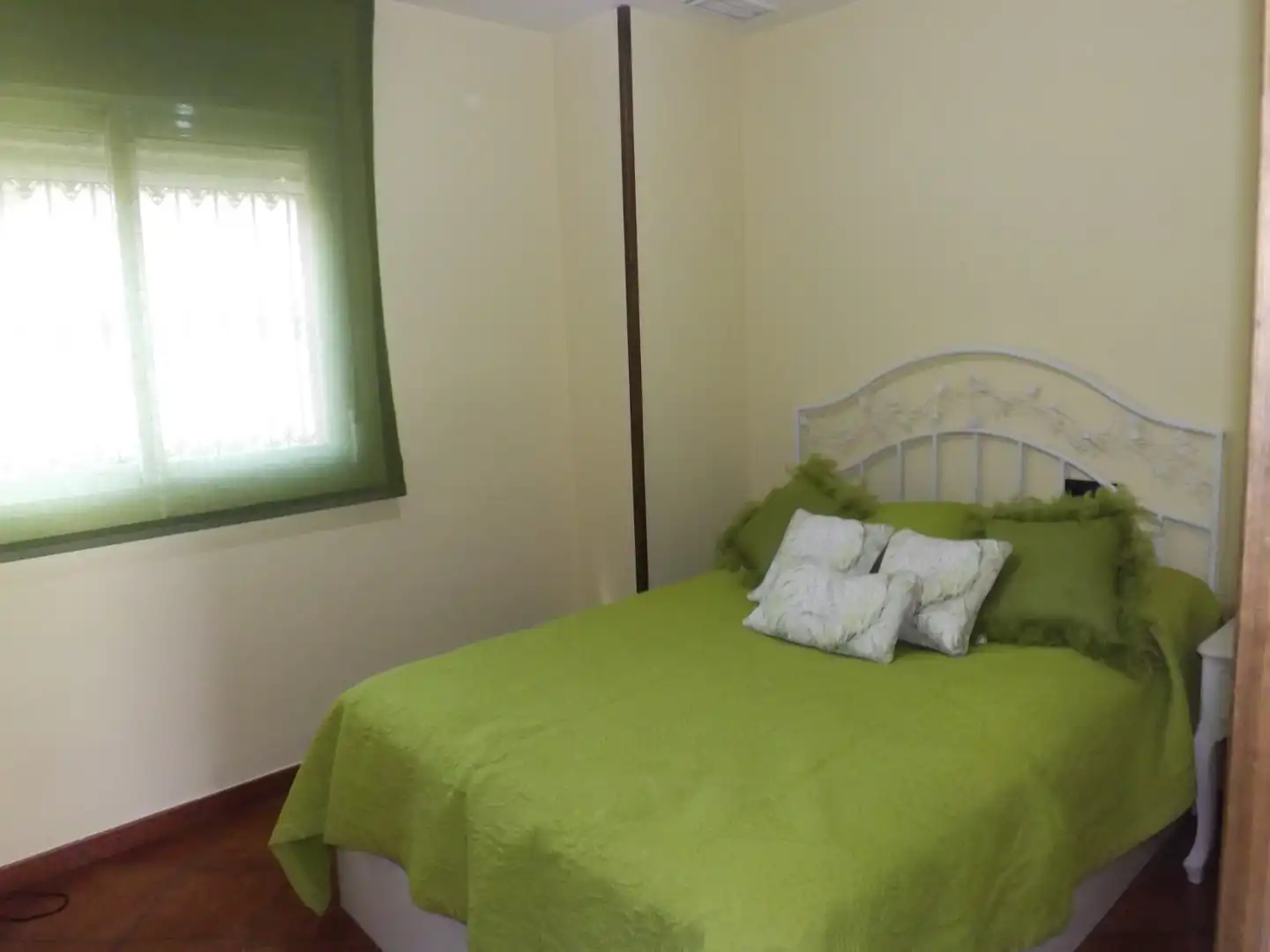 Dormitori de Casa o xalet en venda en Albolote amb Aire condicionat, Calefacció i Jardí privat