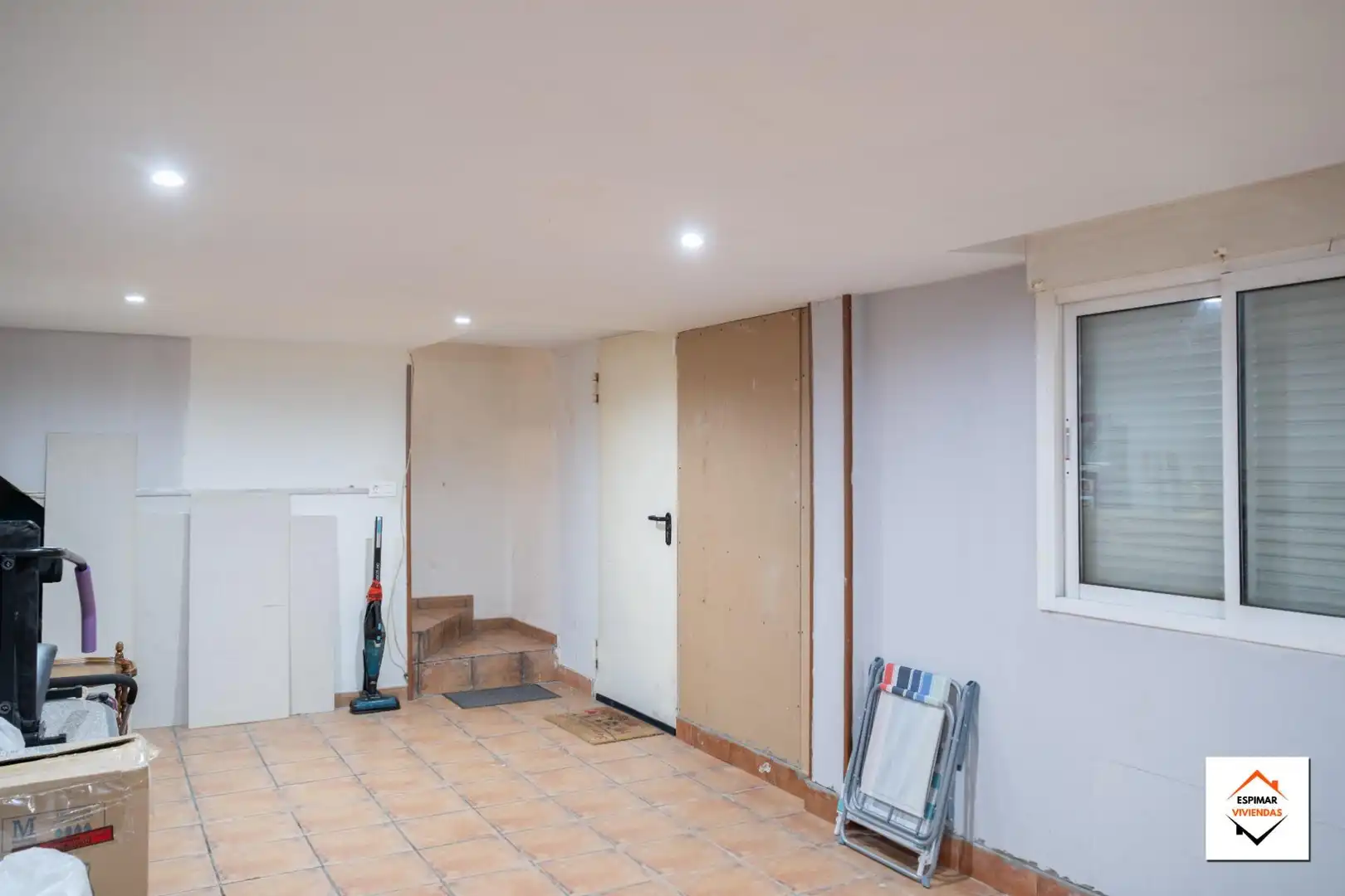 Einfamilien-Reihenhaus zum Verkauf in Utebo mit Terrasse