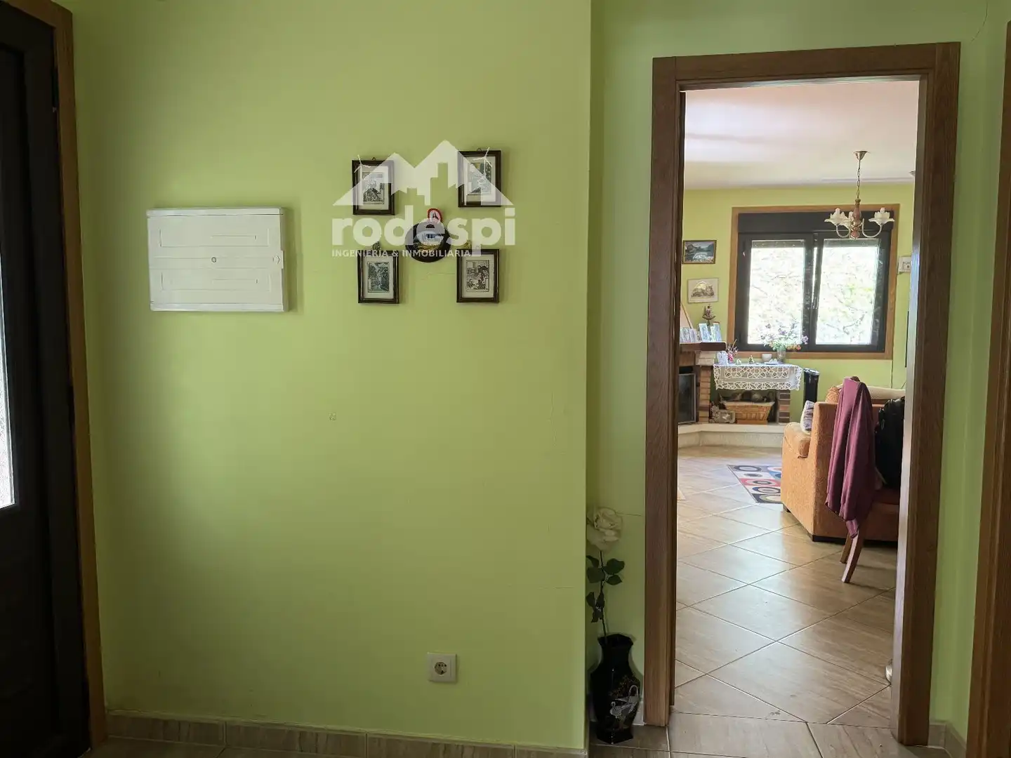 Casa o xalet en venda en Covelo amb Calefacció, Traster i Moblat