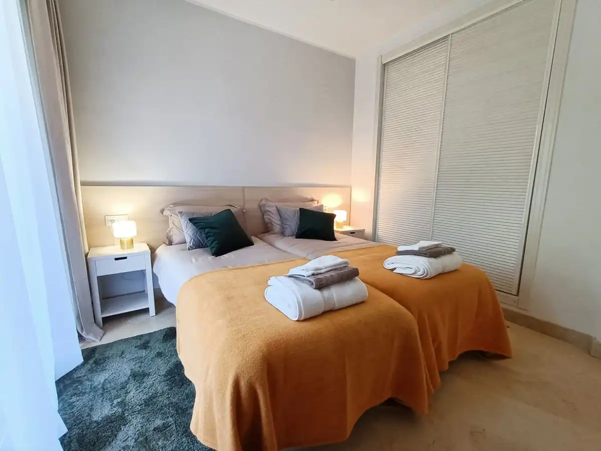 Piso con ascensor en venta en Milla de Oro, imagen 18