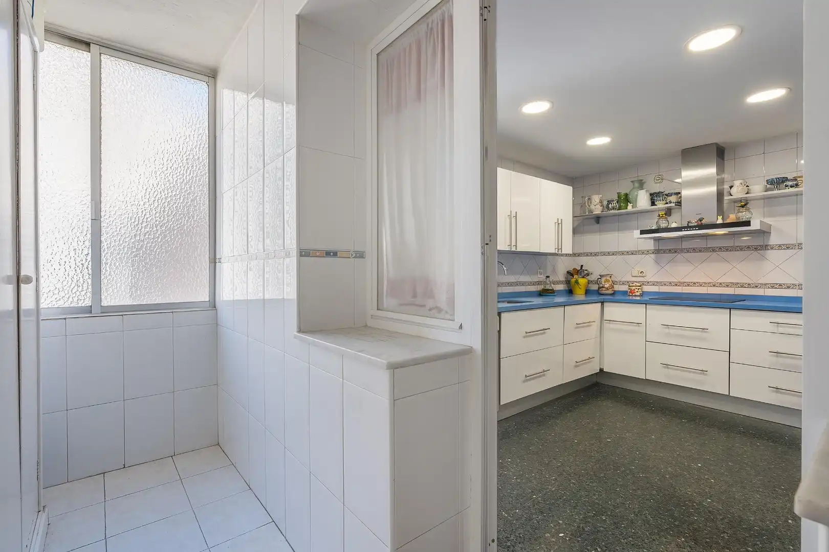 Kitchen of Attic for sale in Granada  with Air Conditioner and Terrace