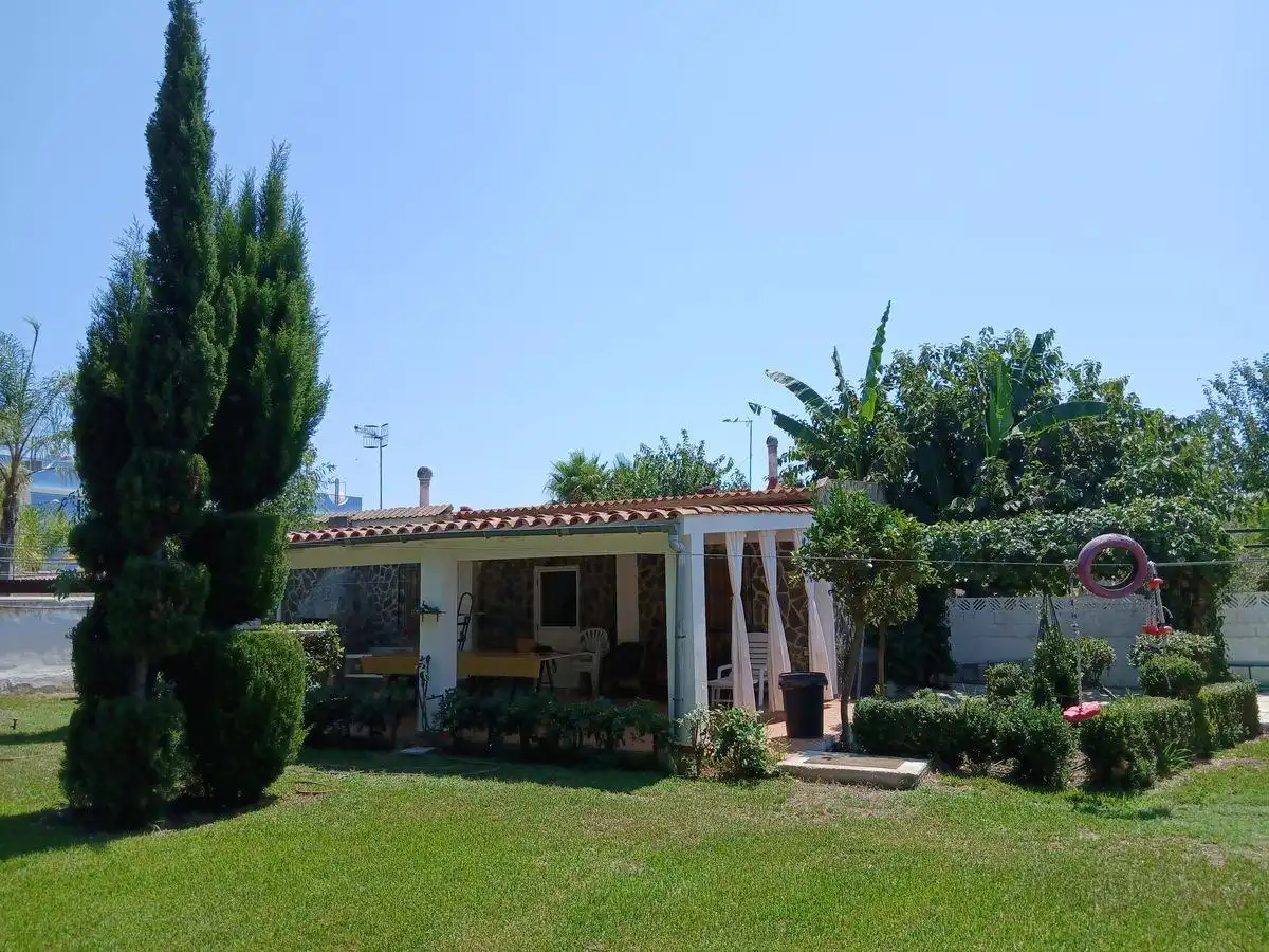 Xalet amb jardí en venda a Eucaliptus- Poble Nou del Delta, imagen 2