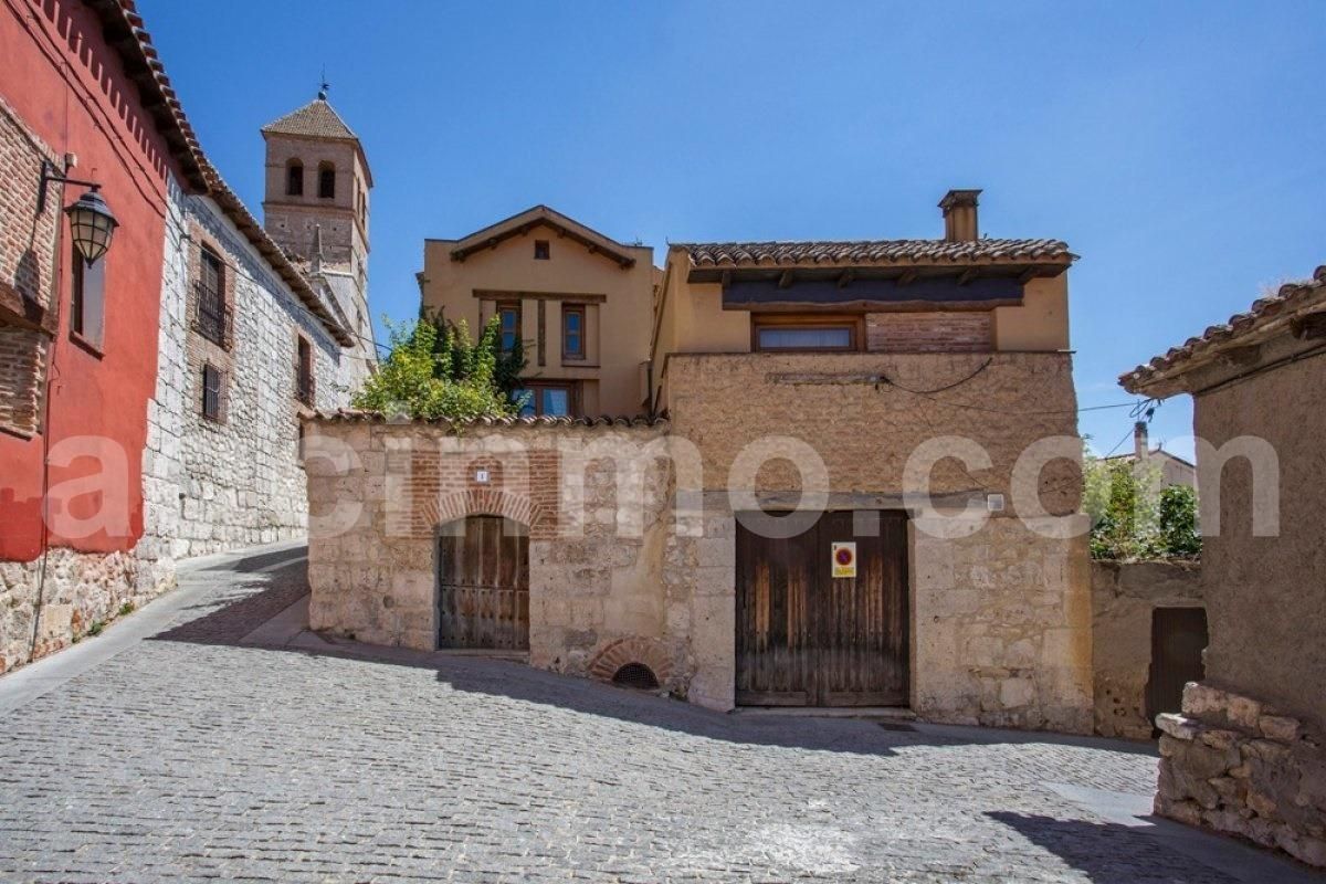 Vista exterior de Casa o xalet en venda en Simancas amb Calefacció i Terrassa