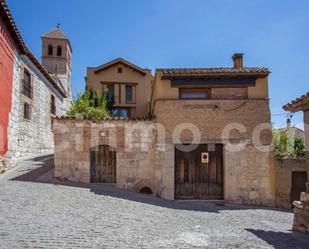 Vista exterior de Casa o xalet en venda en Simancas amb Calefacció i Terrassa