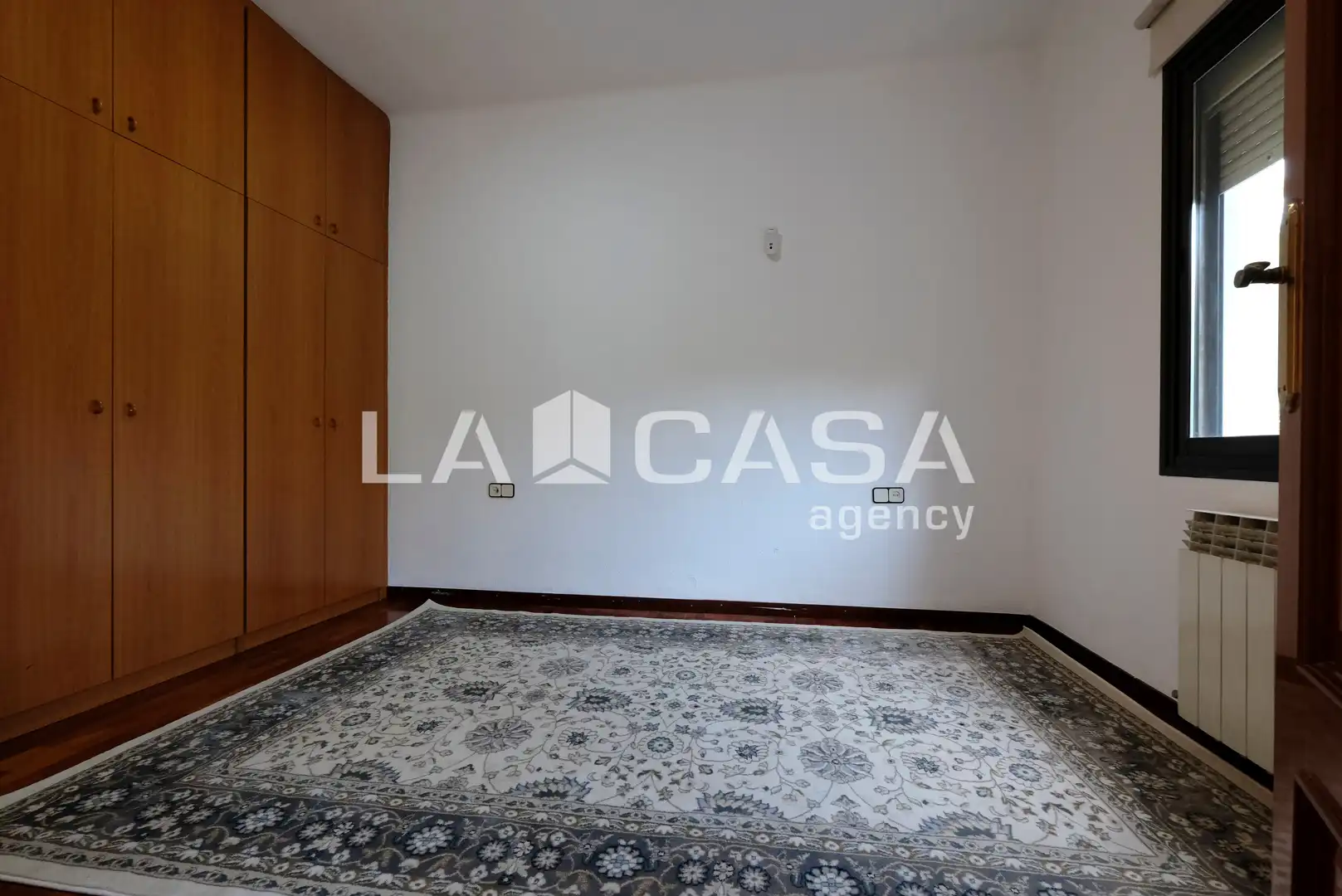 Piso en venta en Barcelona con Calefacción y Balcón