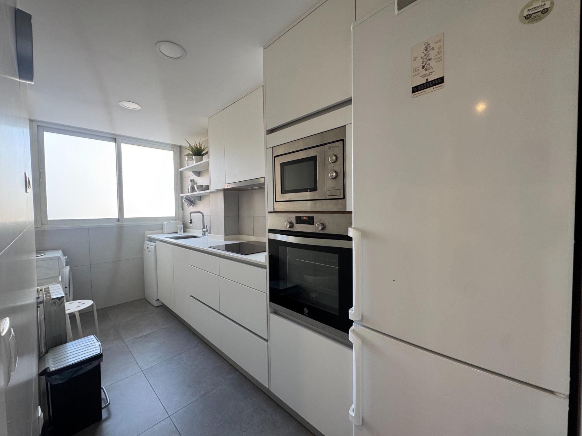 Cocina de Piso de alquiler en  Madrid Capital con Aire acondicionado y Calefacción