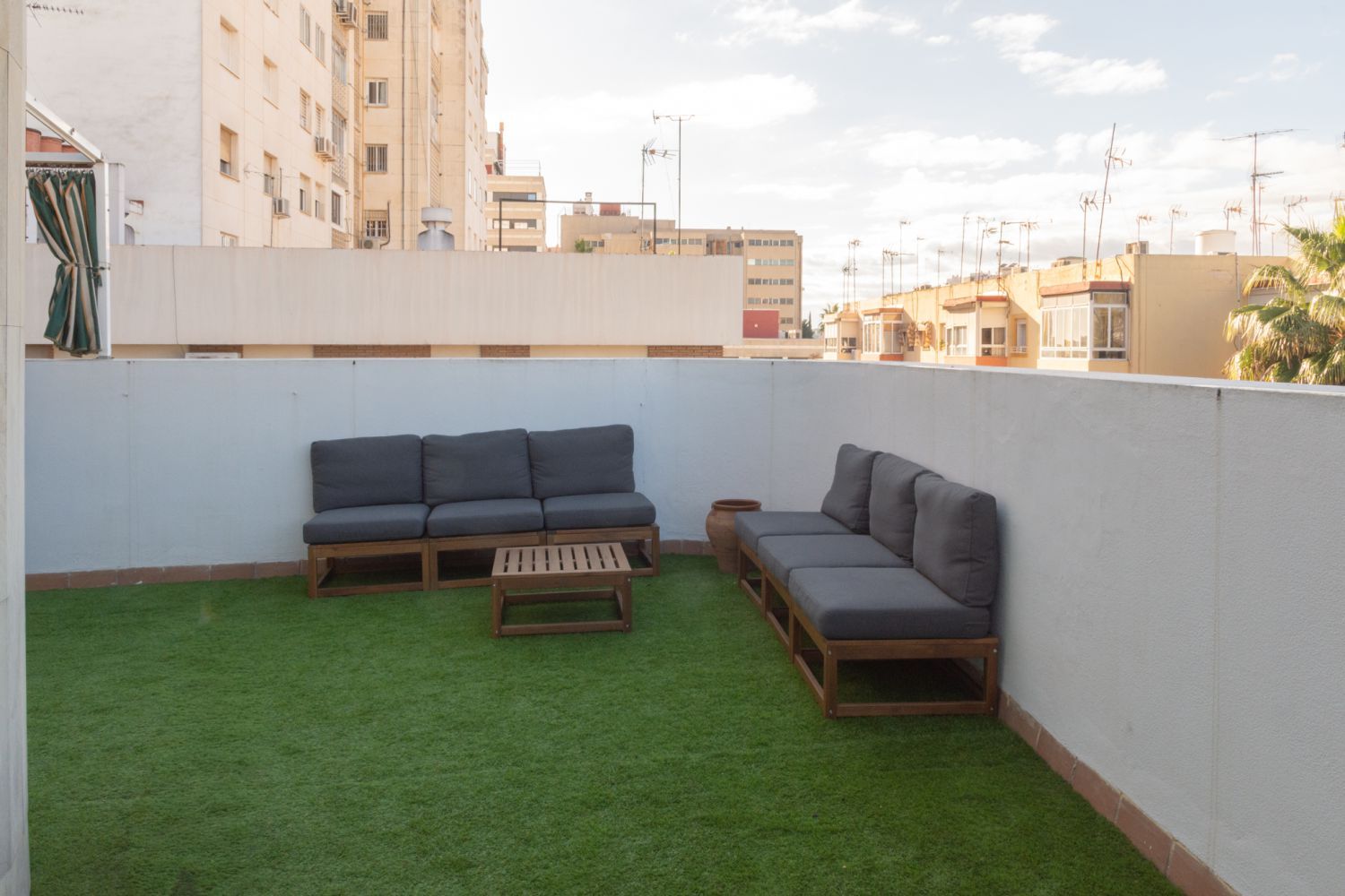 Terraza de Ático de alquiler en  Sevilla Capital con Aire acondicionado, Calefacción y Terraza