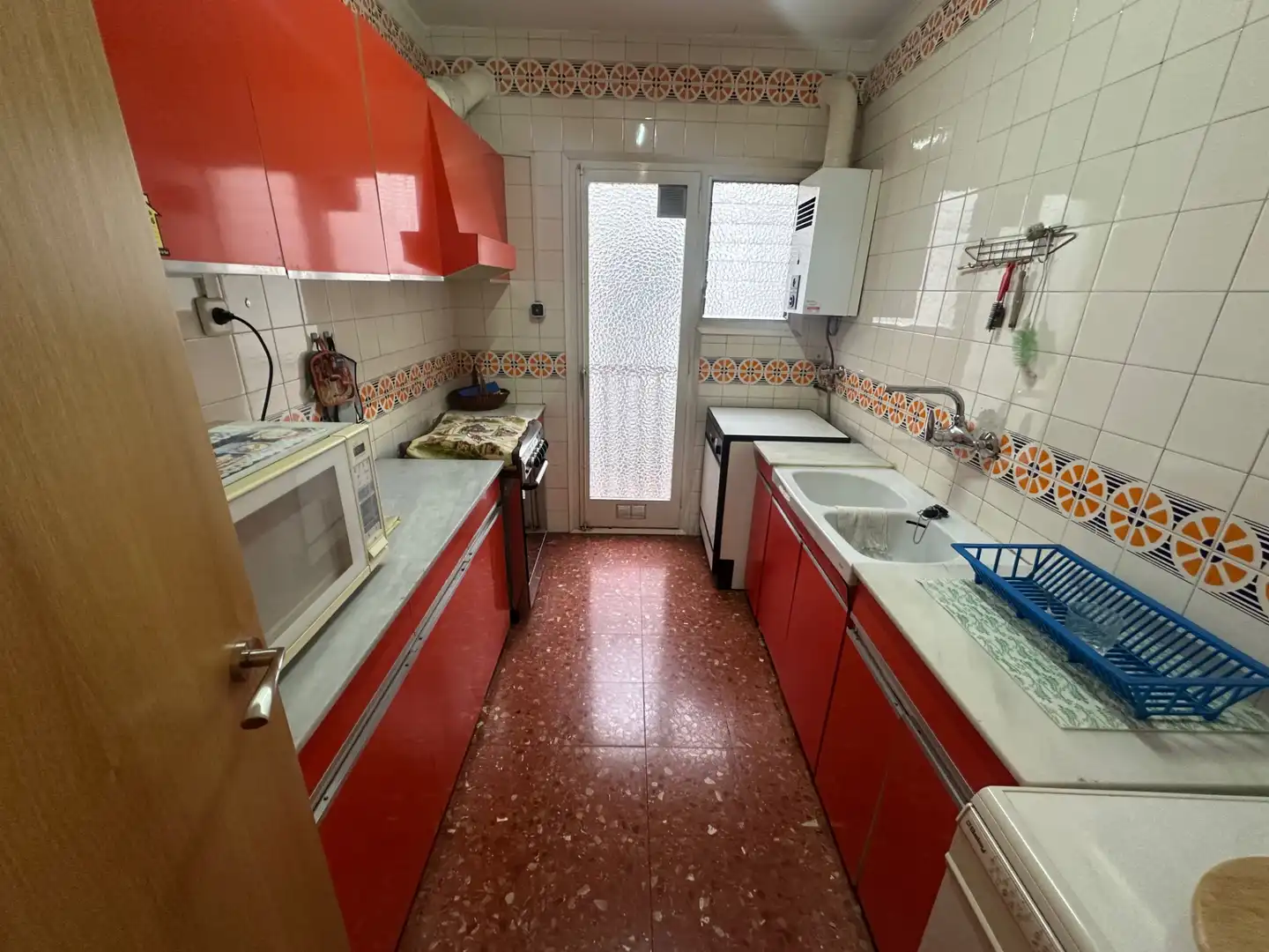 Cocina de Piso en venta en Santa Coloma de Gramenet con Calefacción, Amueblado y Horno