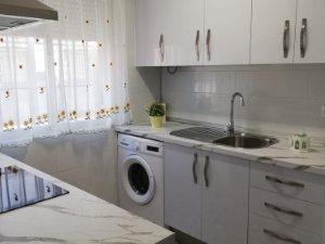 Kitchen of Flat to rent in San Fernando  with Furnished, Washing machine and Microwave