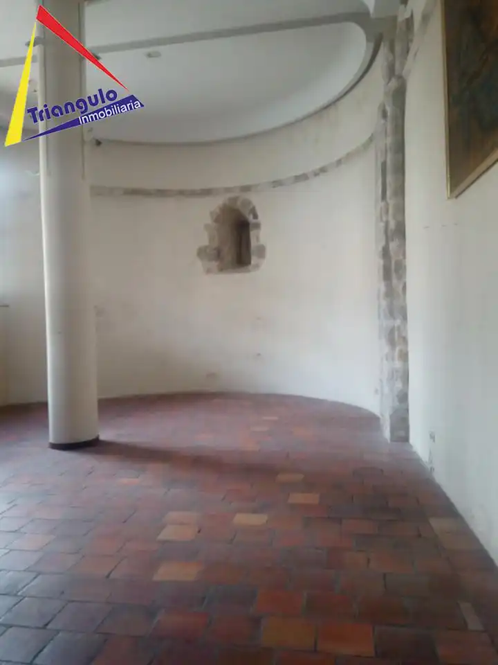 Local comercial en venta en Cuéllar, imagen 2