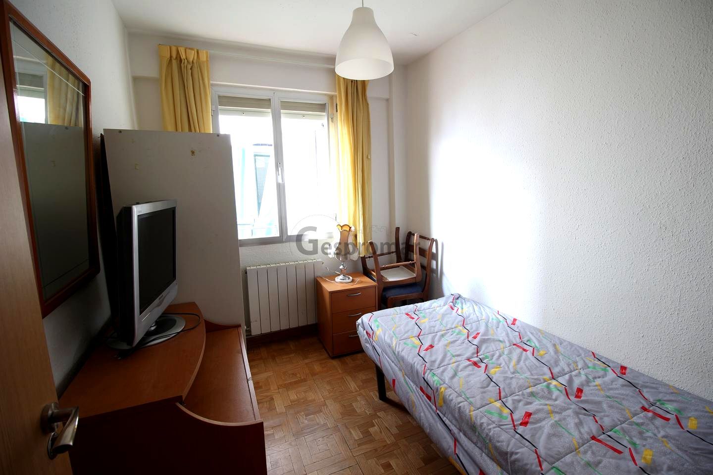 Bedroom of Flat to rent in  Madrid Capital  with Terrace and Furnished