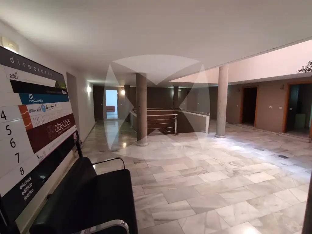 Office for rent in Calle Gaspar Mendez, Valdepasillas - La Paz - Huerta Rosales