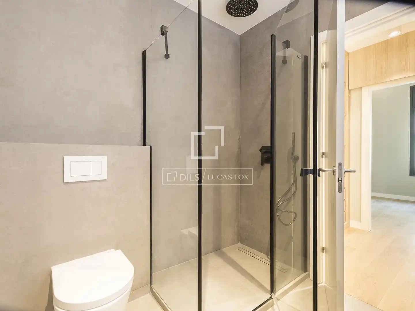 Baño de Piso en venta en Barcelona con Aire acondicionado, Calefacción y Terraza