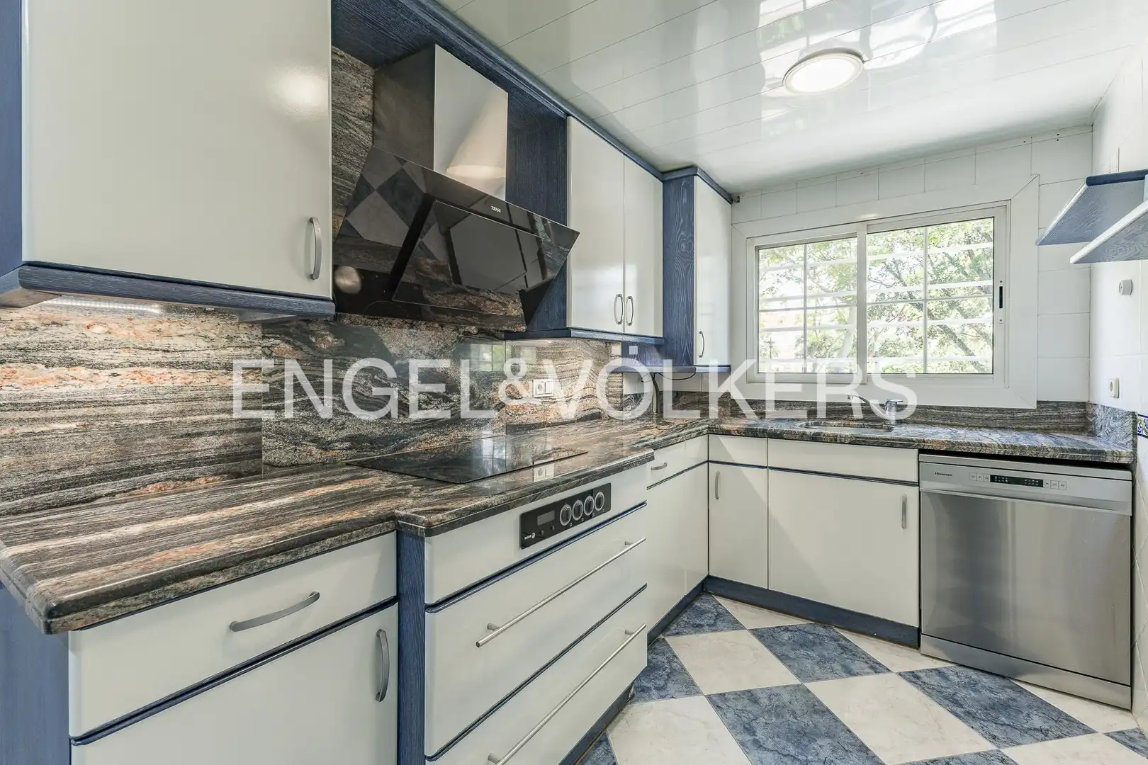 Kitchen of Houses for rent in Castelldefels  with Air Conditioner, Heating and Private garden