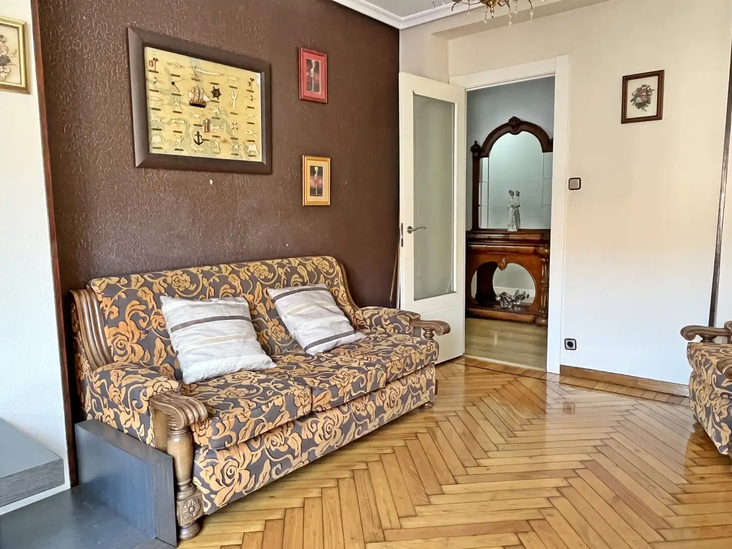 Sala de estar de Piso en venta en Los Corrales de Buelna  con Calefacción