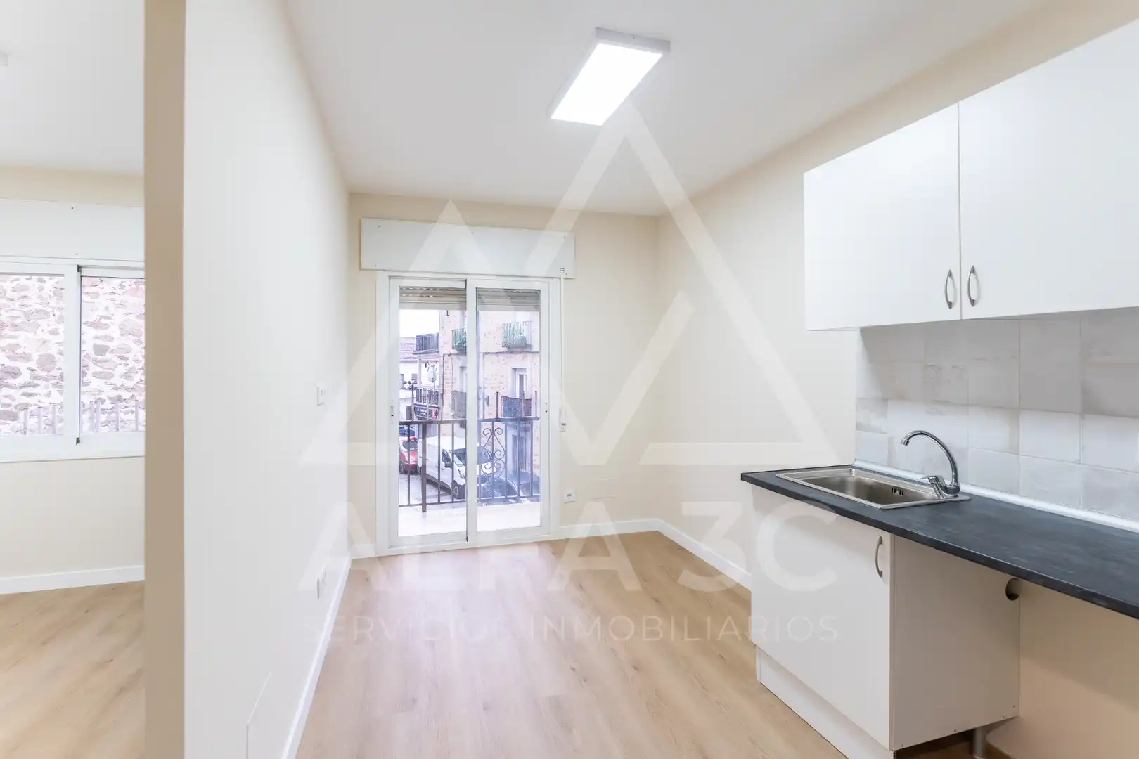 Terrasse von Wohnung zum Verkauf in Miraflores de la Sierra mit Heizung, Terrasse und Ofen