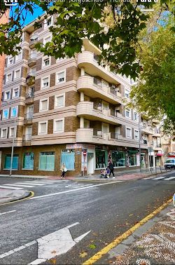 Vista exterior de Pis en venda en Linares amb Aire condicionat, Calefacció i Balcó