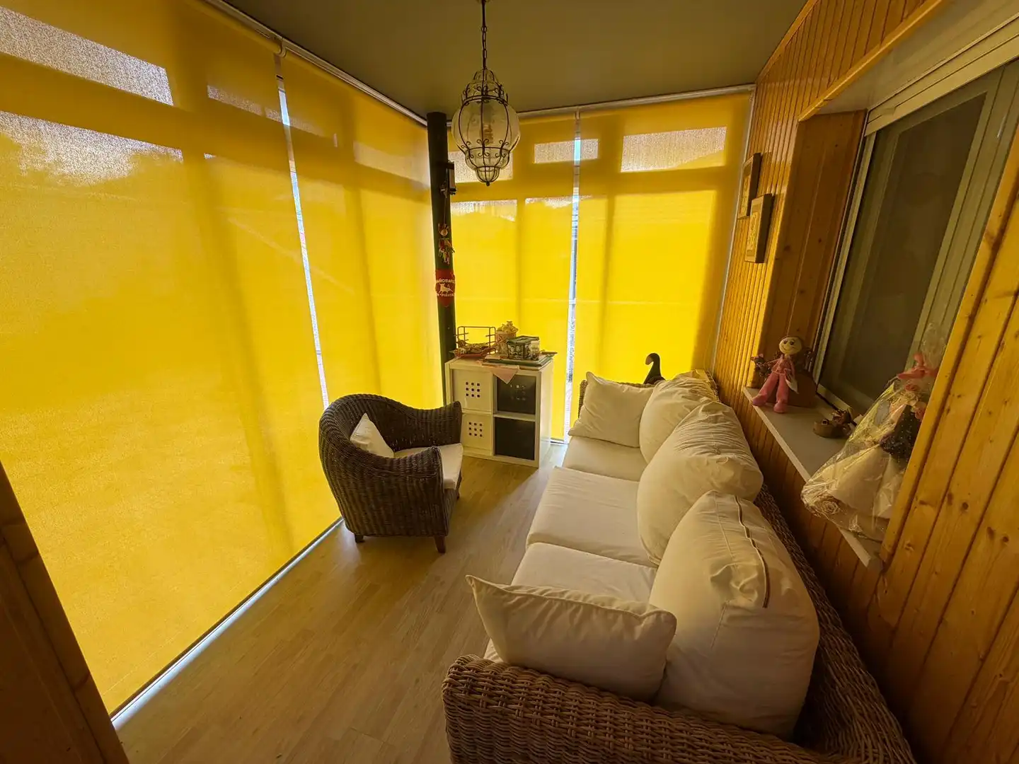 Sala de estar de Casa adosada en venta en Ávila con Calefacción, Jardín privado y Terraza