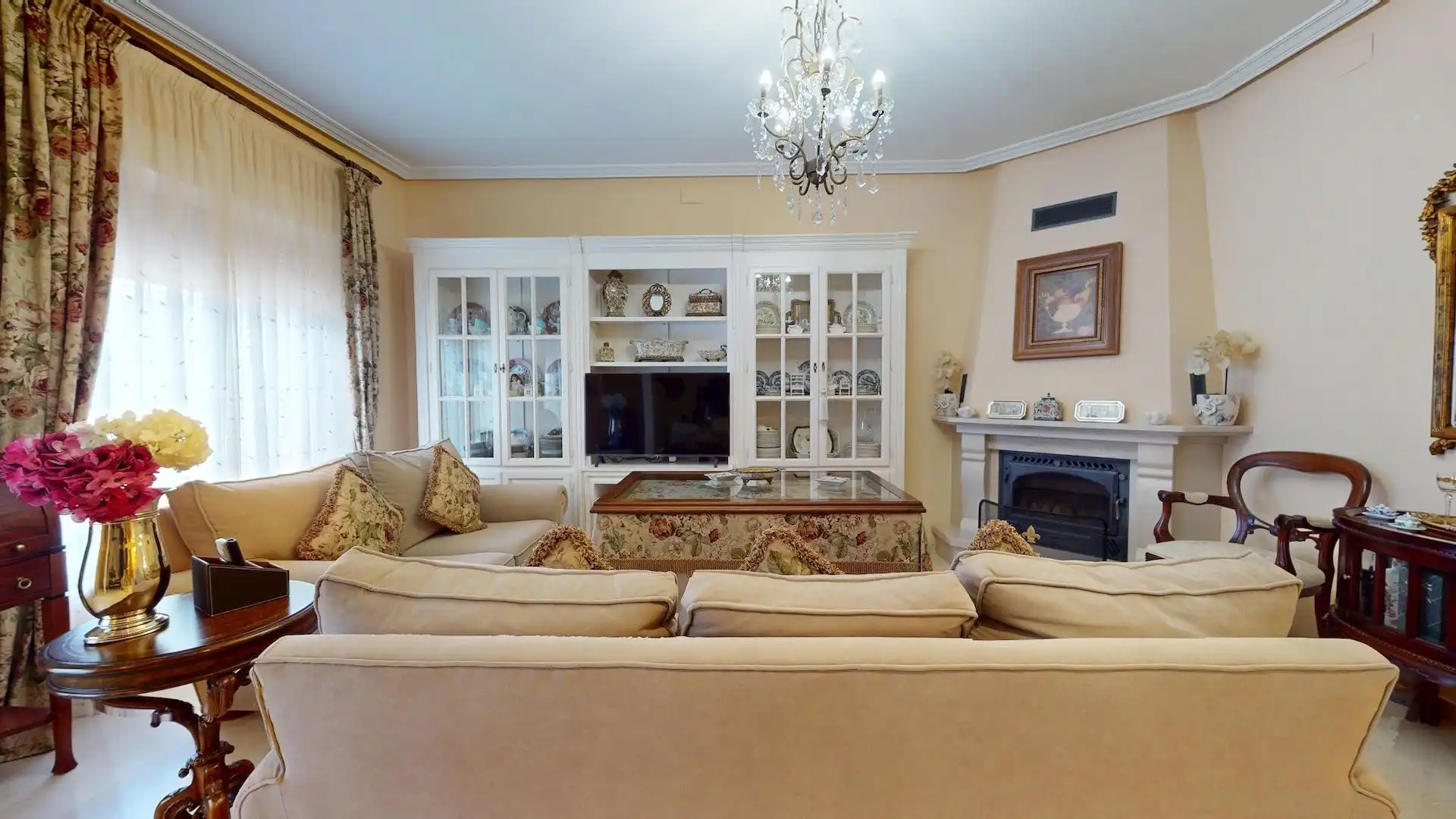Living room of Houses for sale in Córdoba  with Air Conditioner, Private garden and Terrace