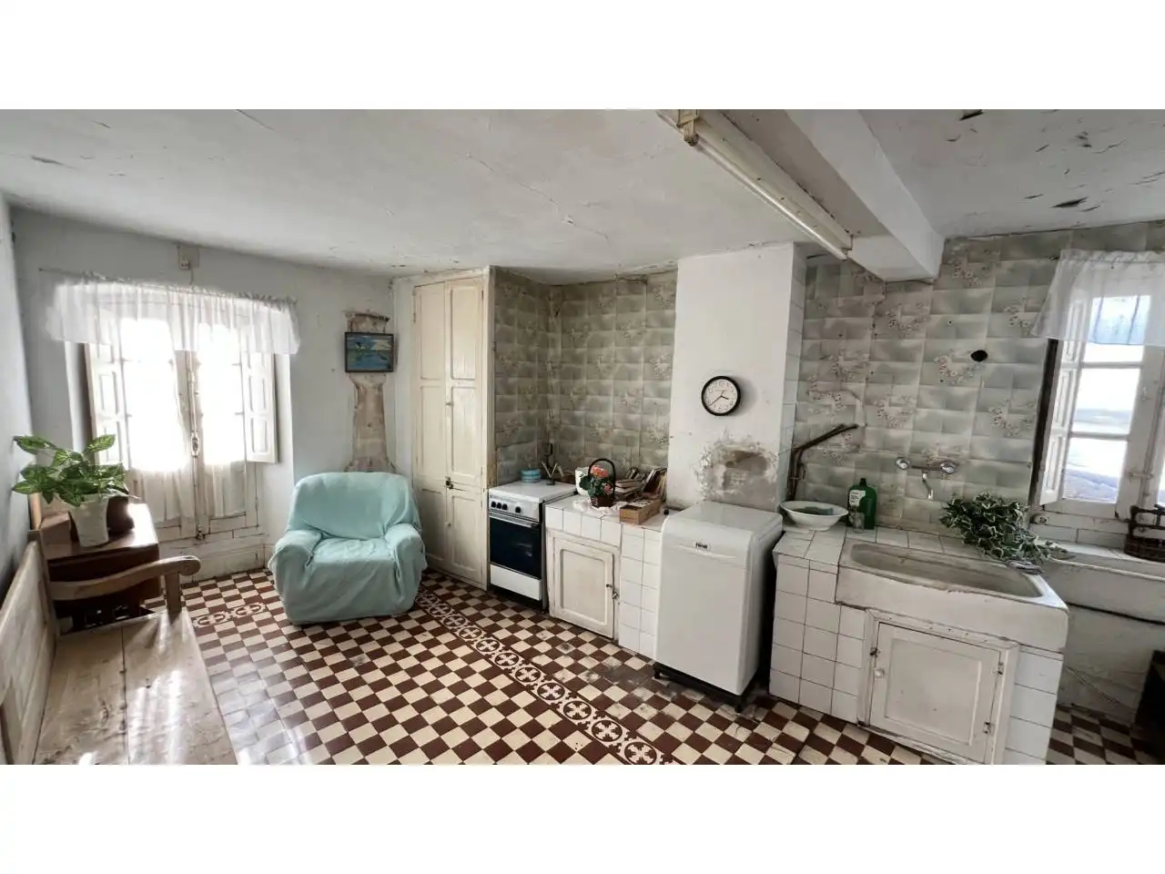 Cuina de Casa o xalet en venda en Merindad de Montija amb Calefacció, Jardí privat i Terrassa