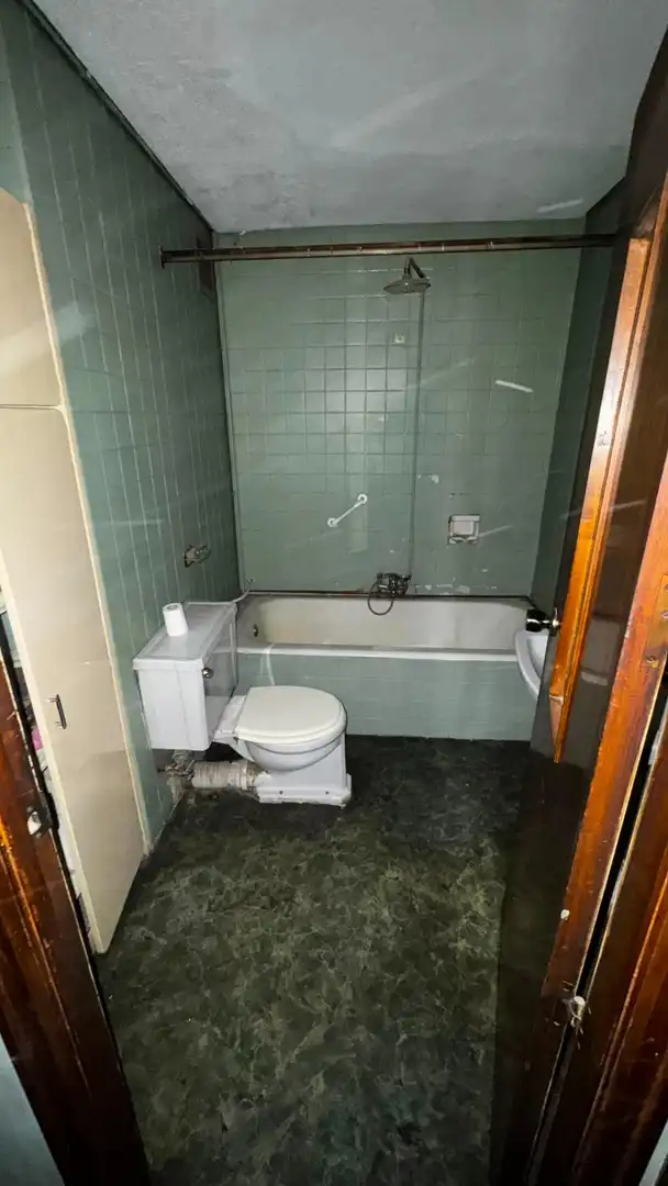 Bathroom of Flat for sale in Madrid  with Heating