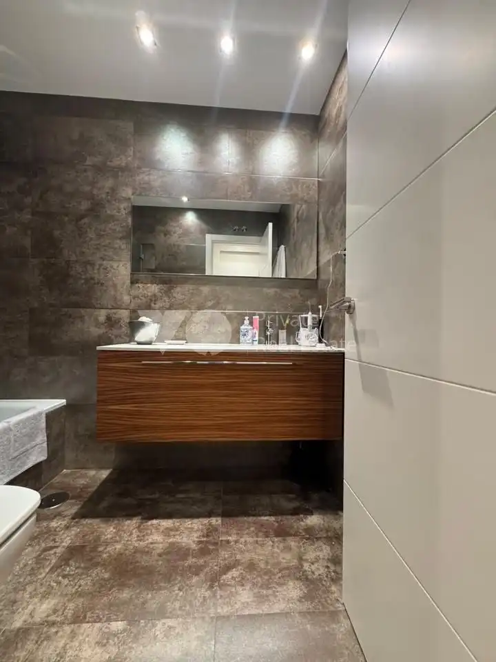 Duplex avec piscine à vendre à Sector B, imagen 11