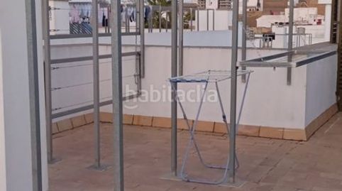 Vendo piso en carmona