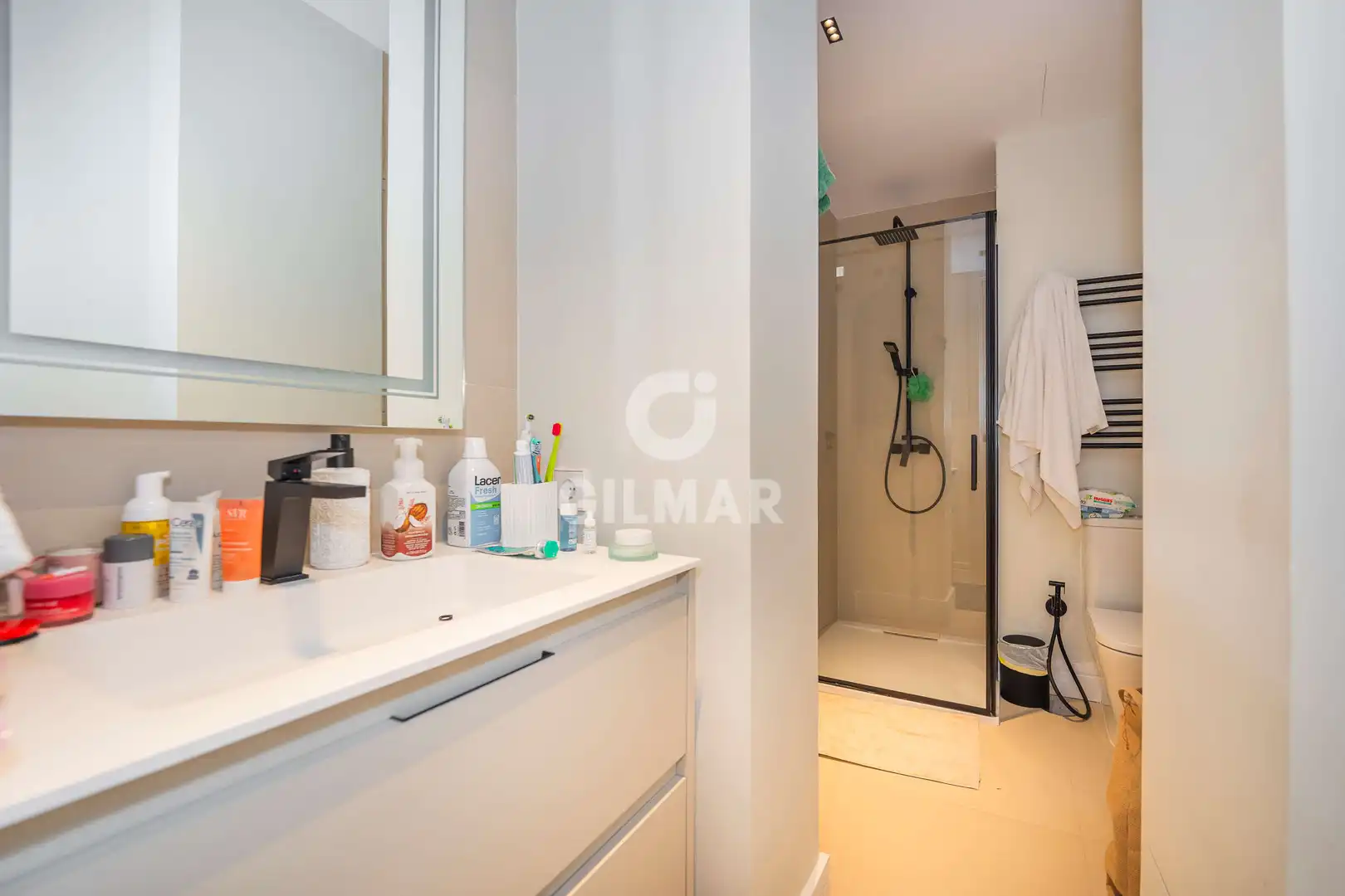 Baño de Piso en venta en Madrid con Calefacción