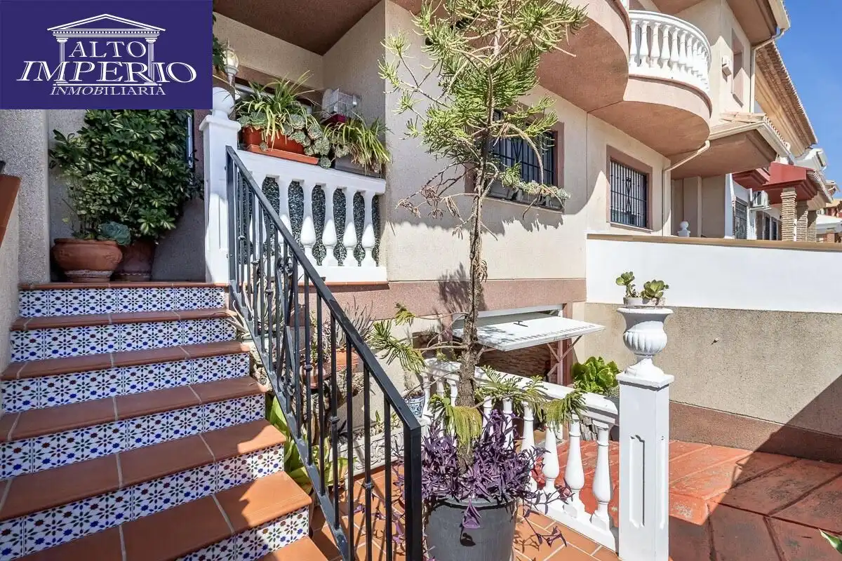 Casa a schiera con terrazza in vendita a Calle de Jerónimo de Rueda 34, imagen 6