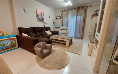 Living room of Single-family semi-detached for sale in Magán  with Air Conditioner, Heating and Terrace