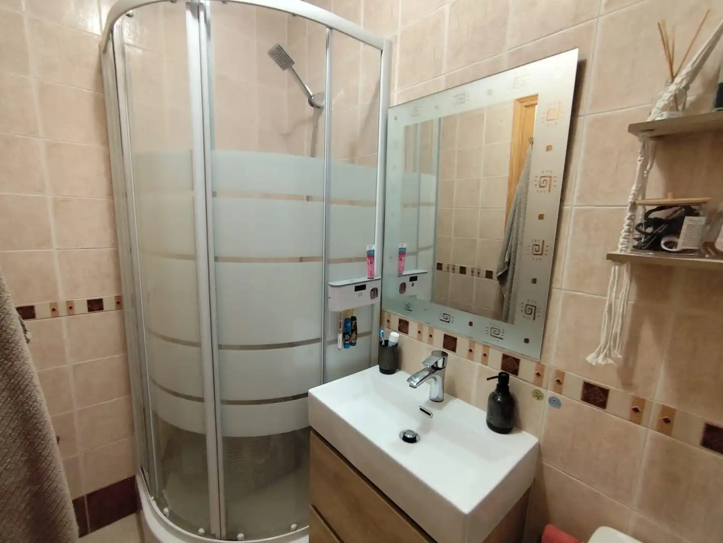 Bathroom of Detached homes for sale in Pioz  with Private garden