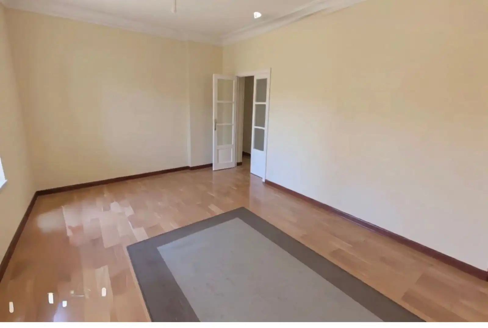 Sala de estar de Piso en venta en Madrid con Calefacción y Alarma