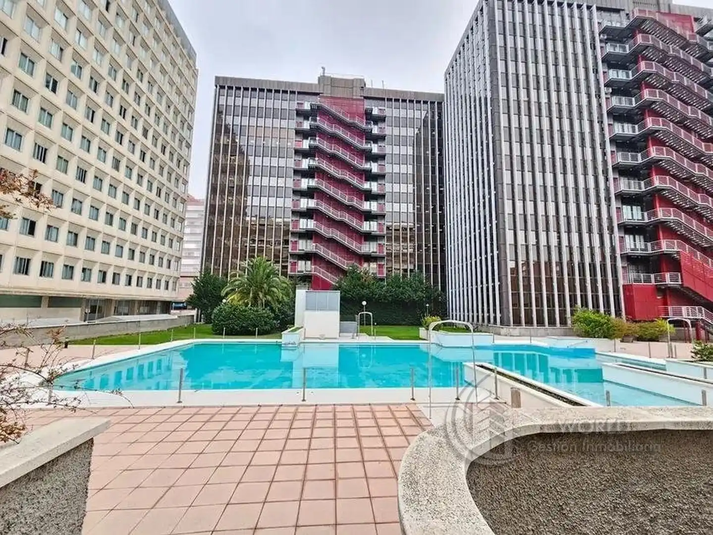 Piscina de Àtic en venda en Madrid amb Aire condicionat, Calefacció i Terrassa