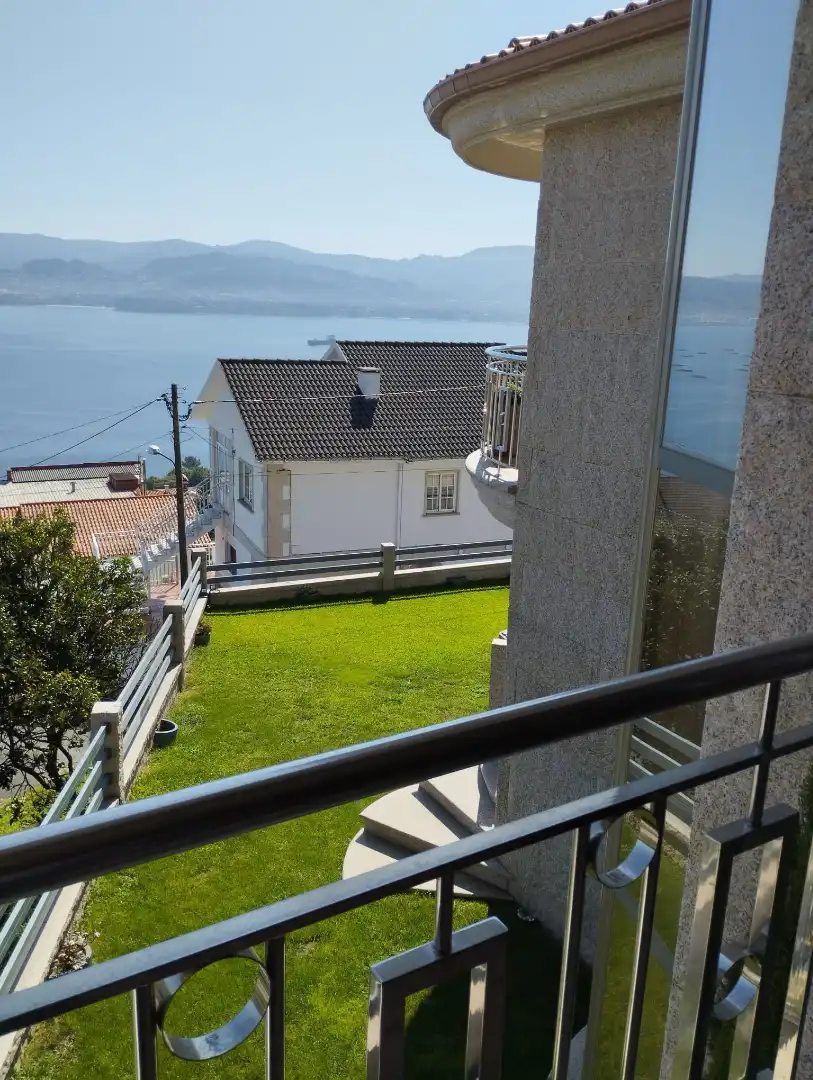 Exterior view of Houses for rent in Sanxenxo  with Air Conditioner, Private garden and Terrace
