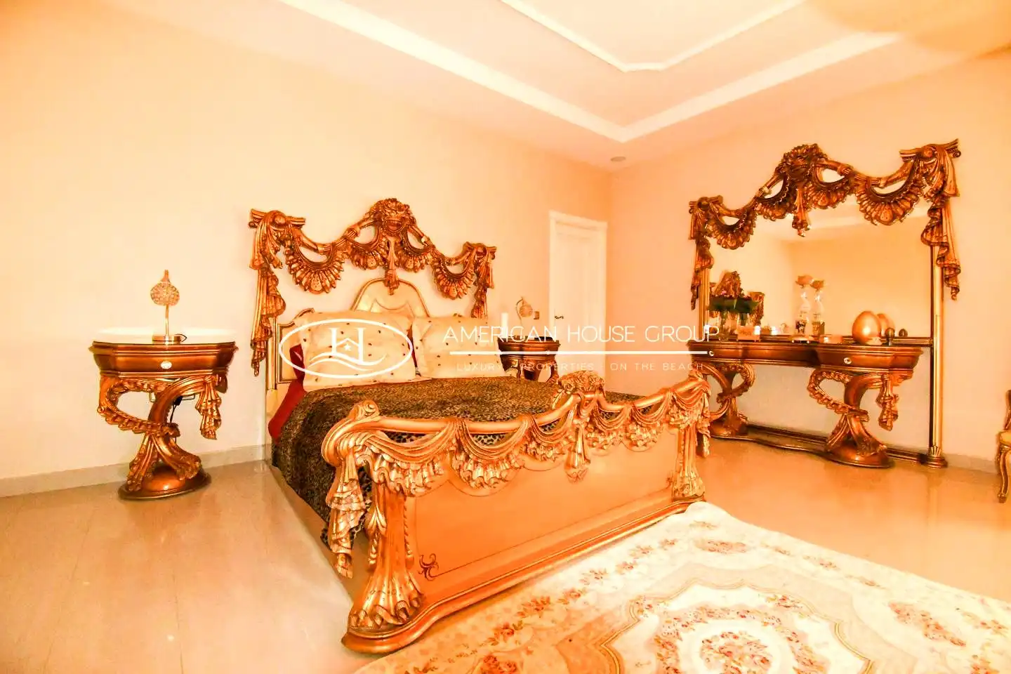 Bedroom of Houses for sale in Chiclana de la Frontera  with Air Conditioner, Heating and Private garden