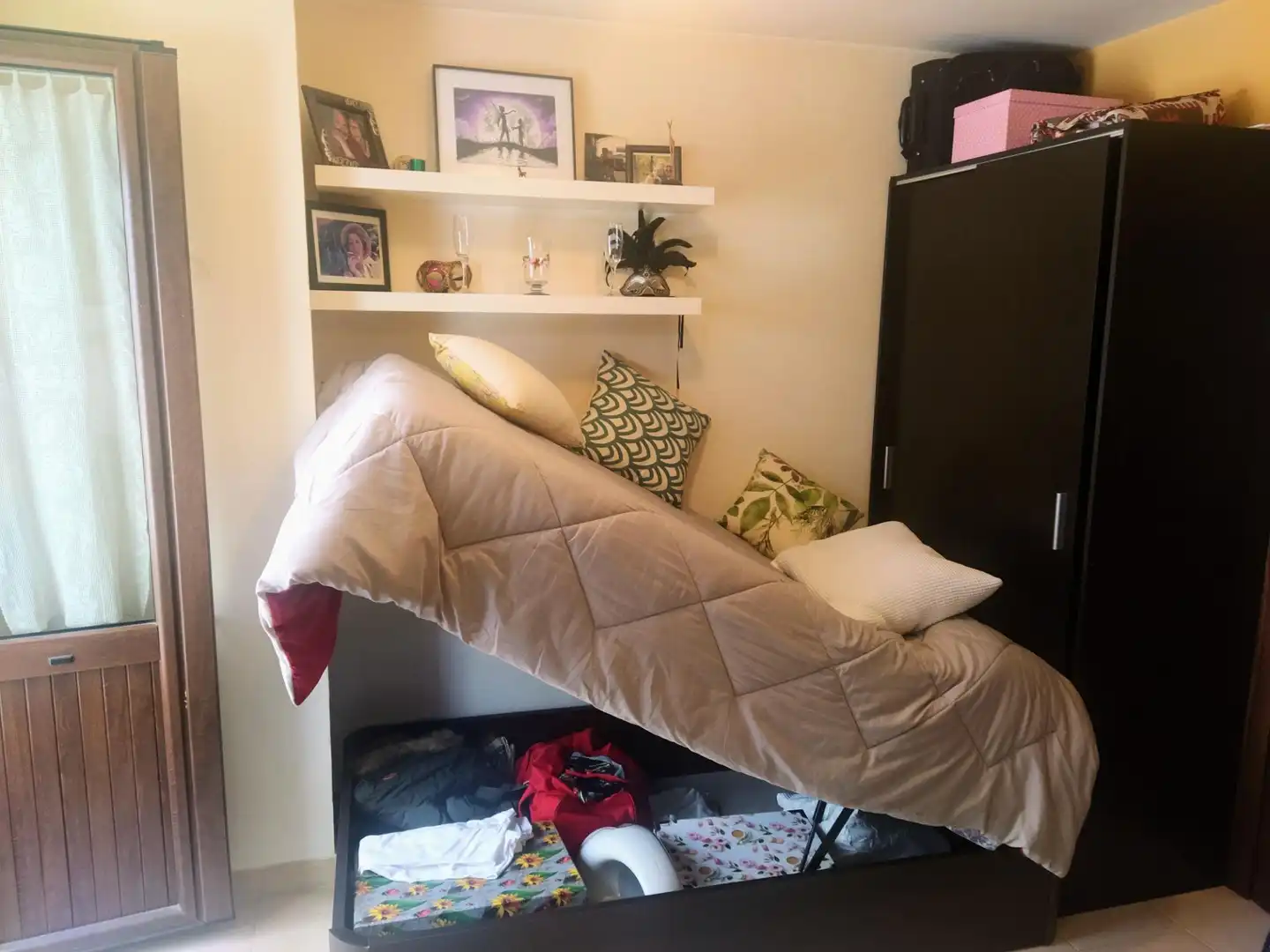 Schlafzimmer von Wohnung zur Miete in Granada mit Heizung, Möbliert und Balkon