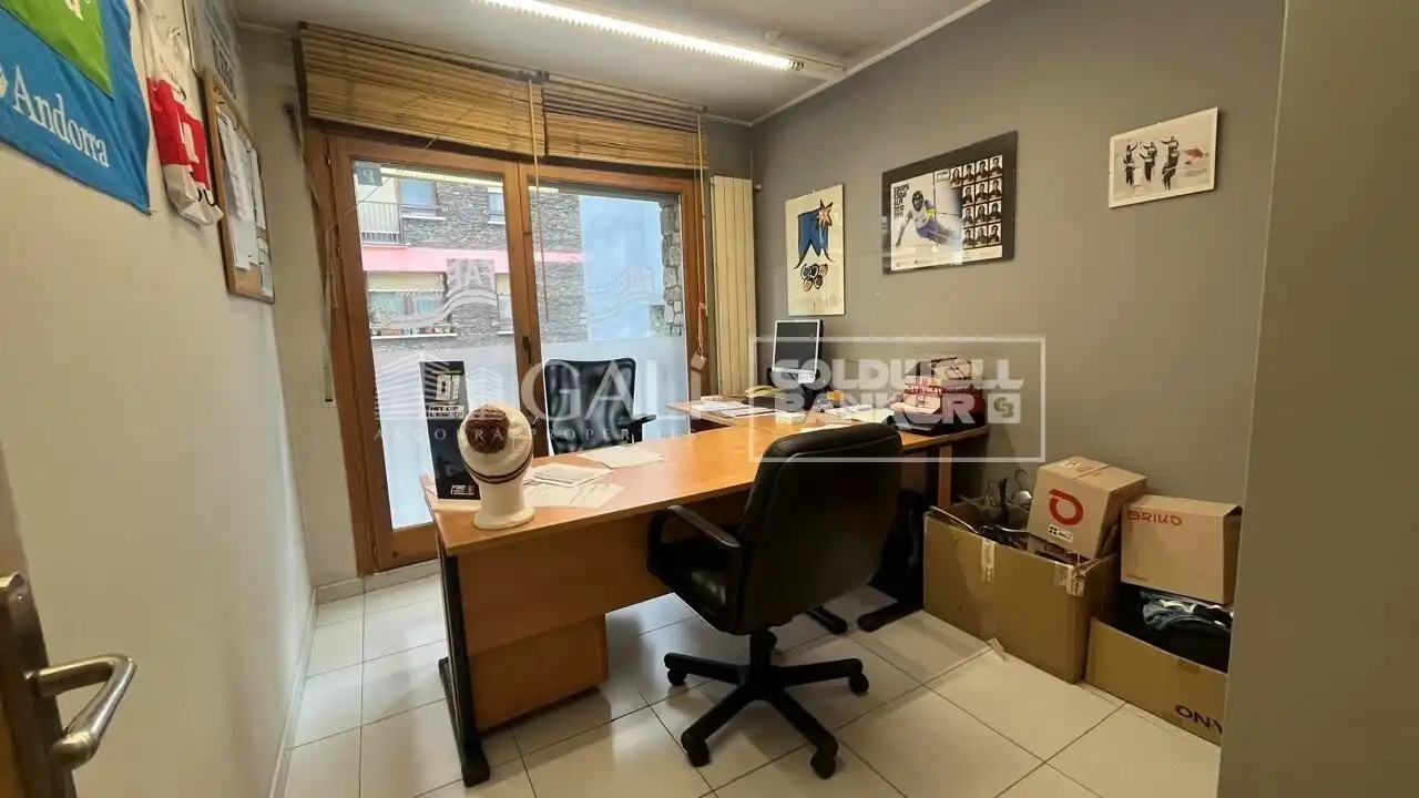 Büro zur Miete in Avenida Doctor Mitjavila, imagen 3