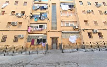 Exterior view of Flat for sale in L'Hospitalet de Llobregat  with Air Conditioner