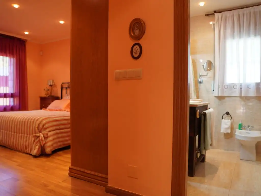 Bedroom of Houses for sale in Bielsa, Huesca
