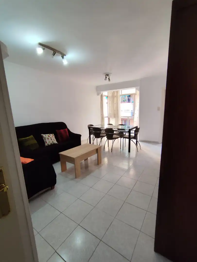 Room in Calle Virgen de la Consolación, Angustias - Chana - Encina