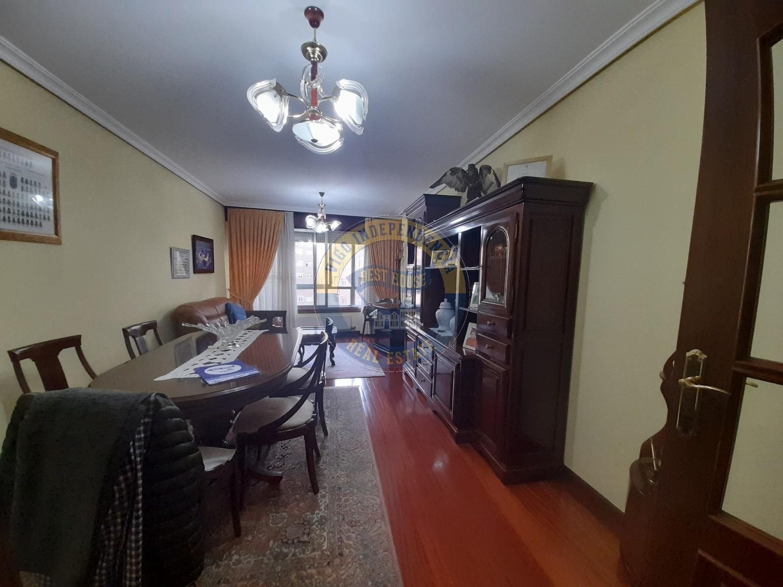 Dining room of Flat for sale in Vigo   with Heating and Storage room