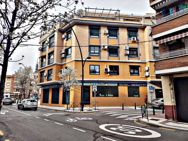 Local comercial en Alquiler en Calle Horno en San Isidro