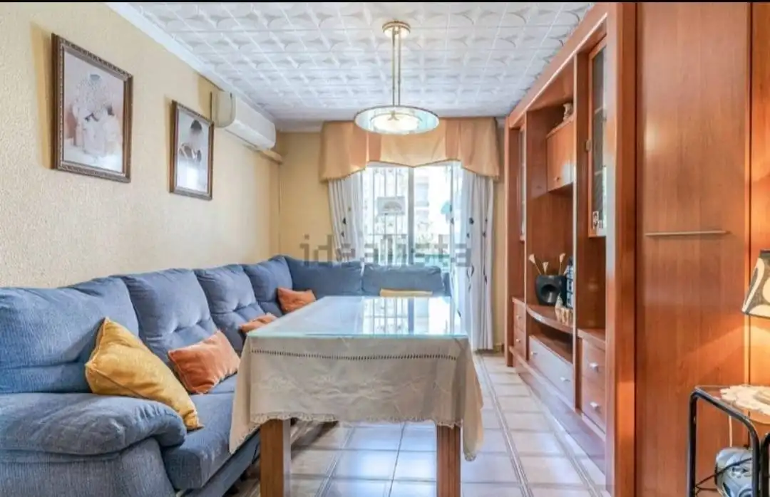 Sala d'estar de Pis per a compartir en Maracena amb Terrassa i Balcó