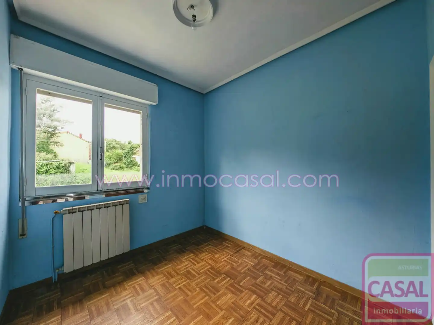 Habitación de Casa o chalet en venta en Oviedo  con Calefacción y Trastero