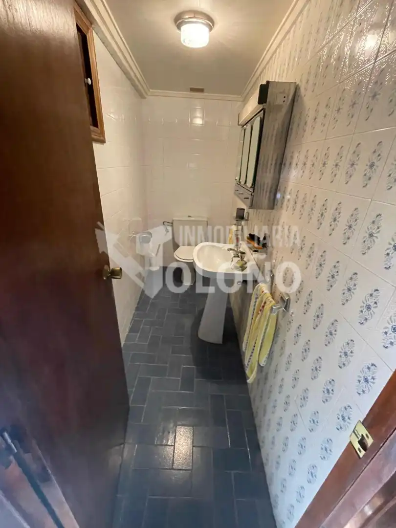 Baño de Finca rústica en venta en Zarratón con Trastero y Balcón