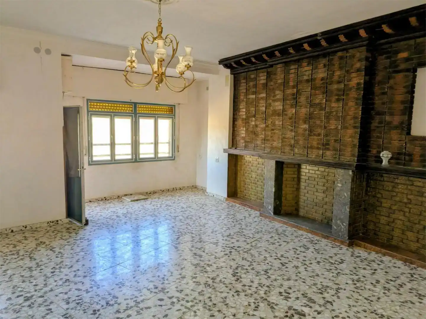 Sala d'estar de Pis en venda en El Peral   amb Traster i Balcó