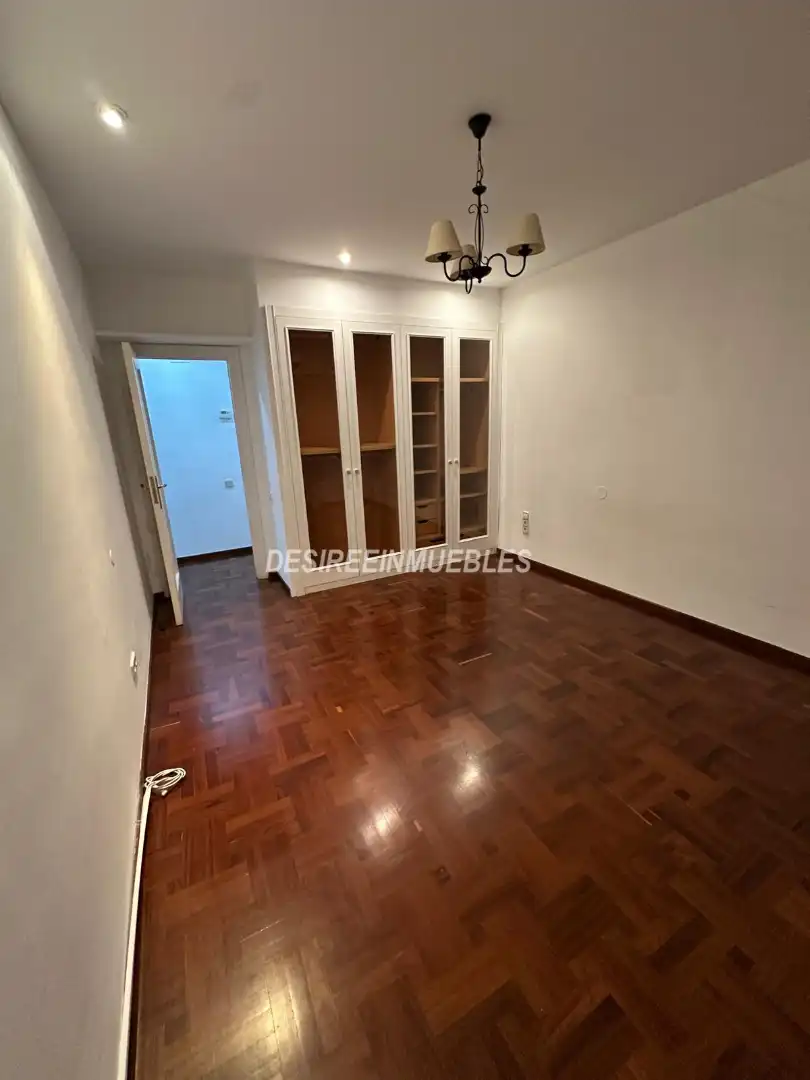 Habitación de Piso de alquiler en Valencia con Aire acondicionado, Calefacción y Parquet